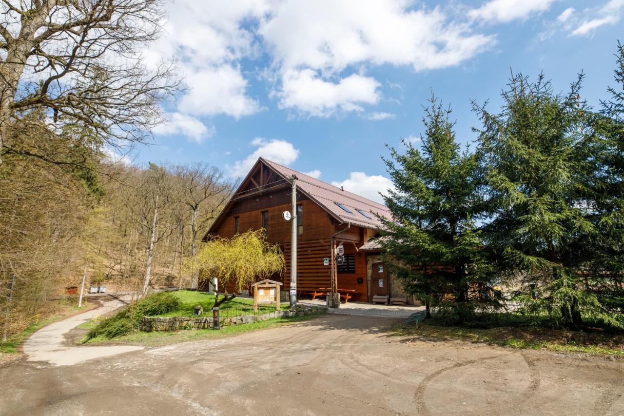 Pod Bresteckou Skalou Hotel Břestek Kültér fotó